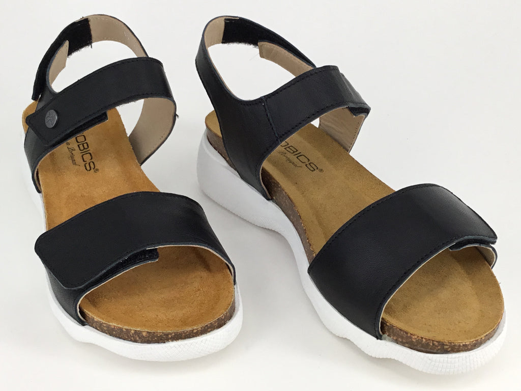 Aerobics Dresden available in 4 colours