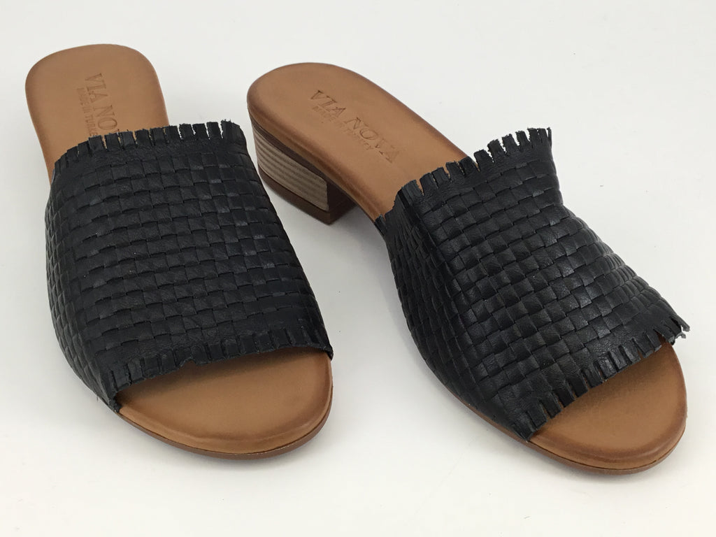 Via Nova Boree Available In 5 Colours