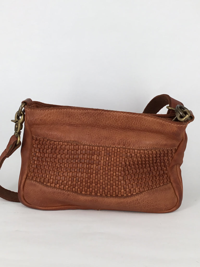 Rugged Hide Sophia