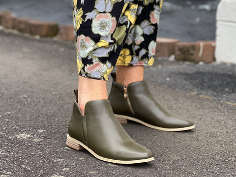 Chrissie Dolly available in 3 colours