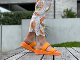 Carrano Deana available in 4 colours