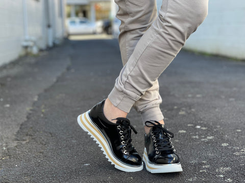 Wave Aria available in 2 colours