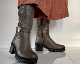Via Nova Diana available in 3 colours